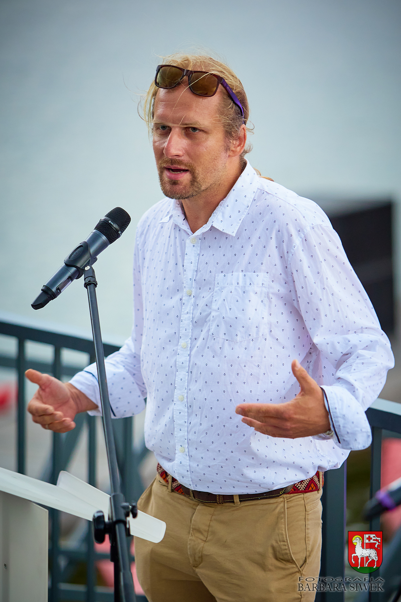Michał Skrobot podczas przemówienia
