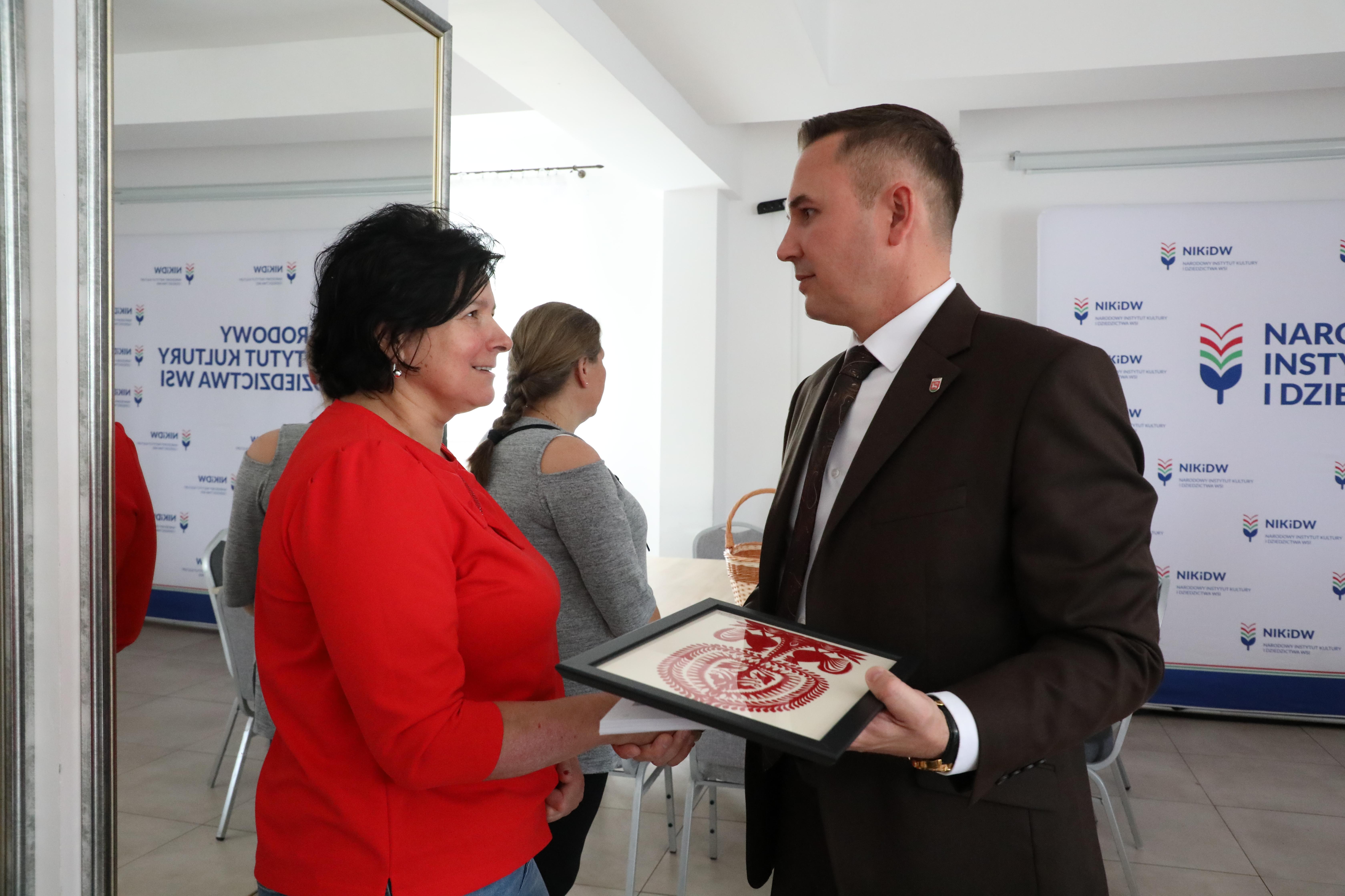 Warsztaty ludowe dla Kół Gospodyń Wiejskich w Laskowiźnie 