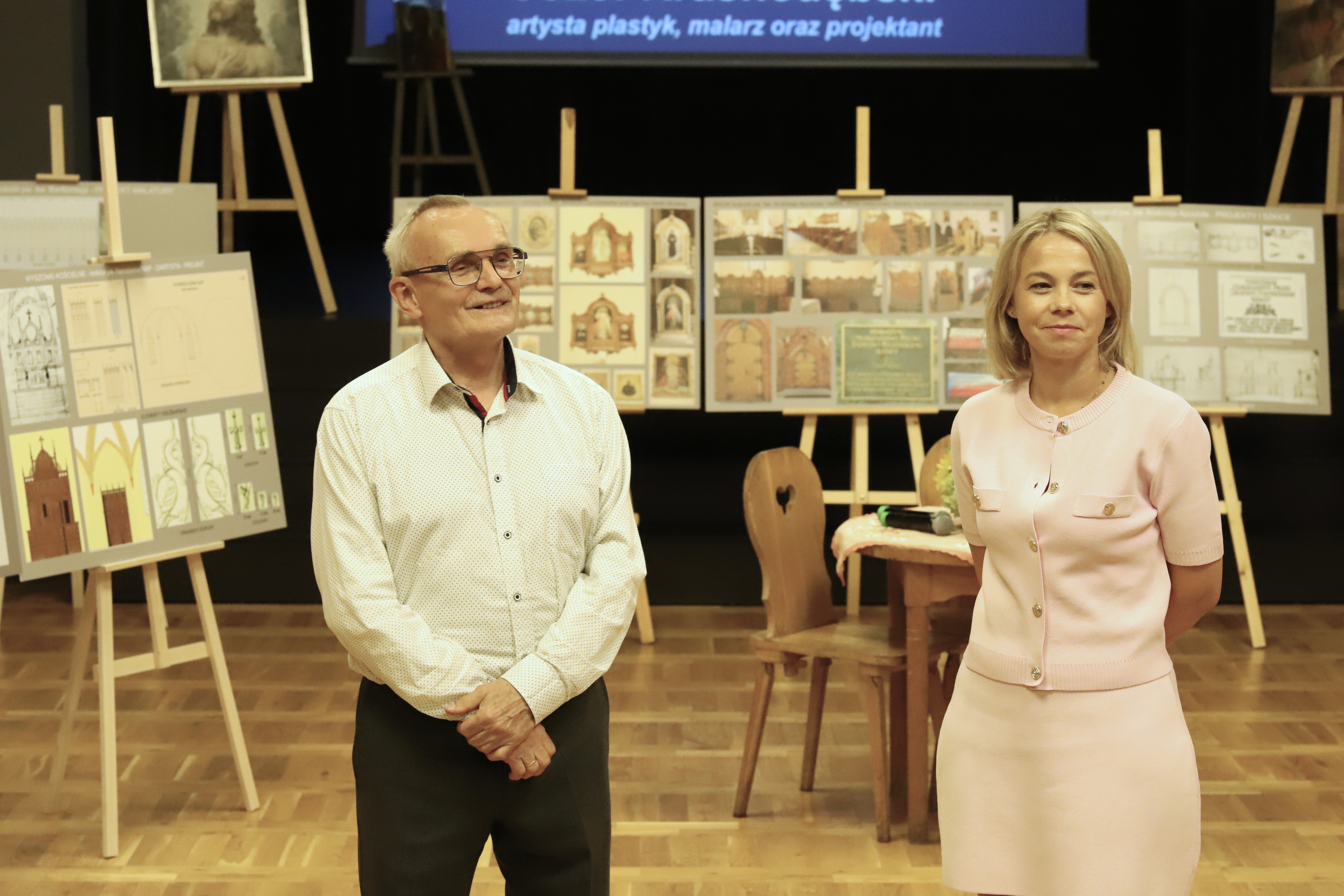 Wystawa sakralna Józefa Krasnodębskiego